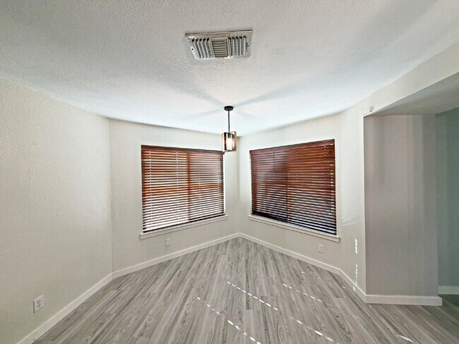 Building Photo - 6410 Mineral Bay