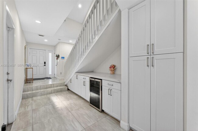 Building Photo - 21388 Marina Cove Cir