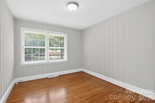 Building Photo - 2309 Lanier Ave