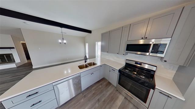 Building Photo - 606 Futrelle St