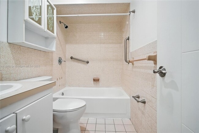 Building Photo - 8041 SW 20th Pl