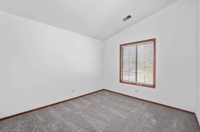 Building Photo - 1505 Mercury Dr
