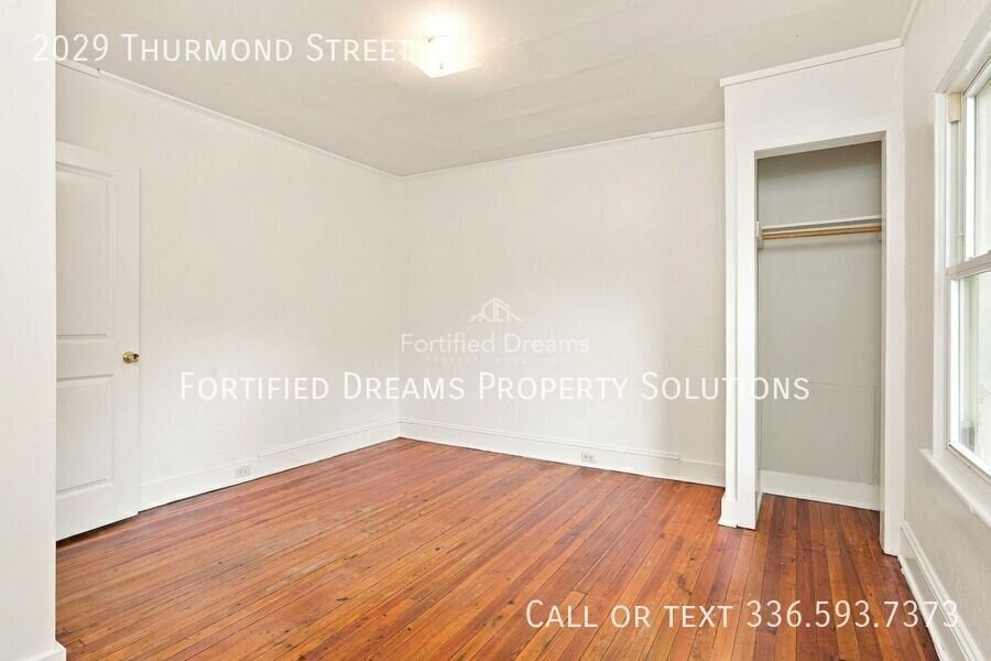 Building Photo - 2029 Thurmond St