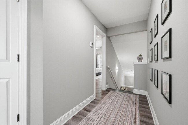 Building Photo - 2331 Hadleigh Hills Ct