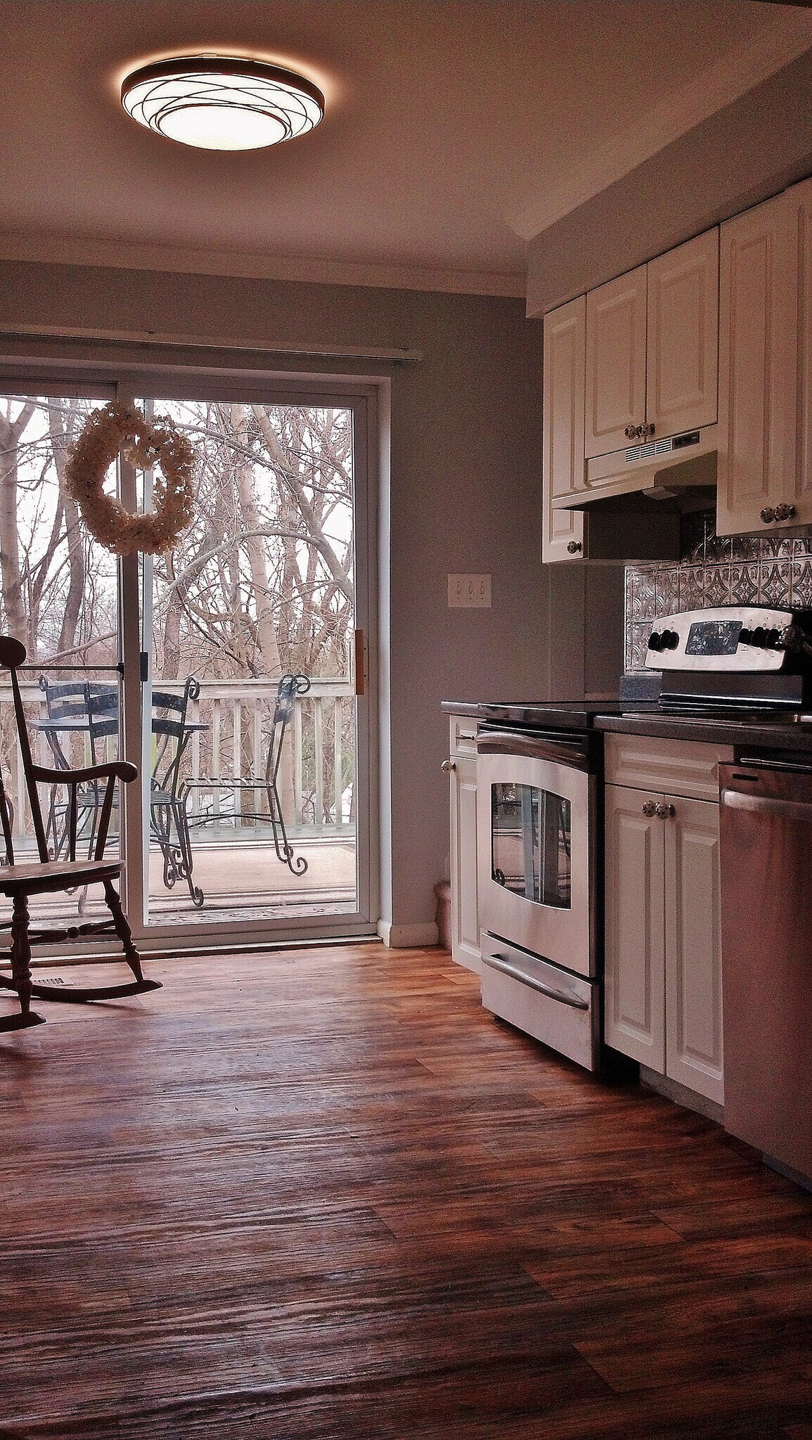 Building Photo - 20 Elm Ave