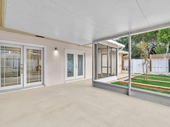 Building Photo - 12549 Woodmill Dr