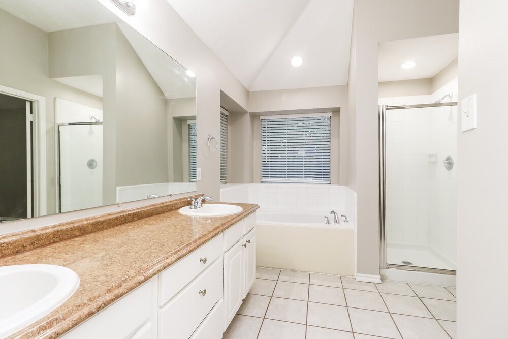 Building Photo - 1723 Milholland Dr