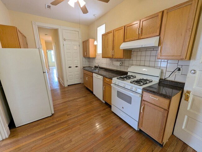 Building Photo - 3446 Tennessee Ave