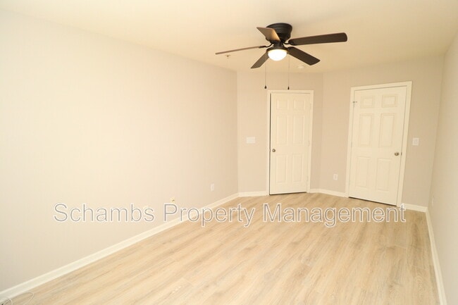 Building Photo - 8631 Neuse Club Ln