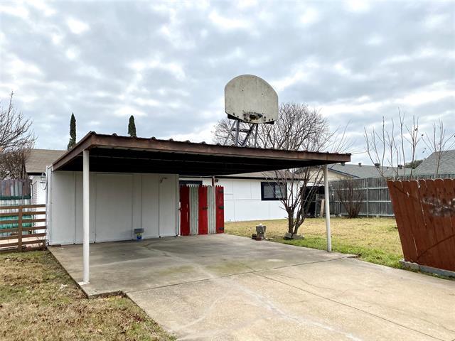 Building Photo - 3645 Mosswood Dr