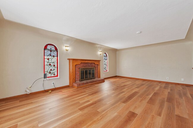 Building Photo - Home for Rent in Santa Clara