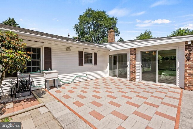 Building Photo - 4650 Palomino Ct