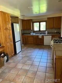 Building Photo - 10444 Andora Ave