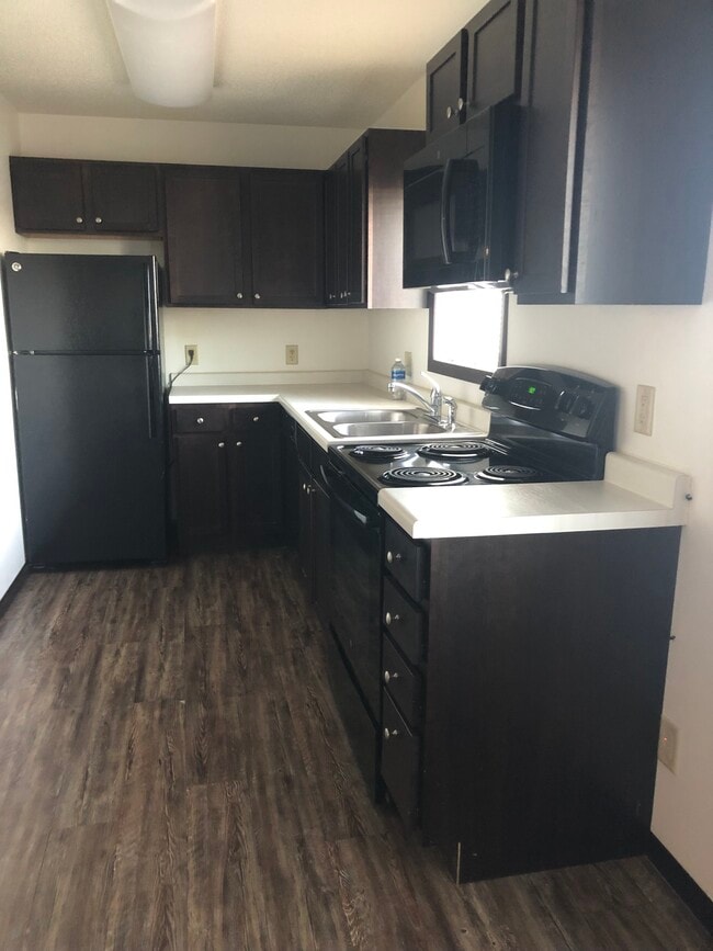 Building Photo - KJT Place - West Acres