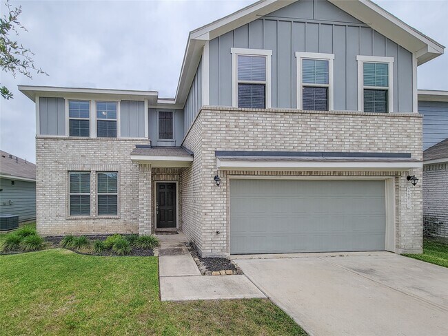 Building Photo - 24811 Crimson Pine Dr