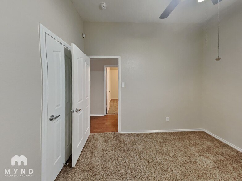 Building Photo - 10224 Ash Creek Ln