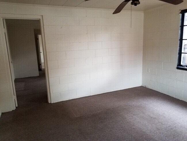 Building Photo - Cleveland622