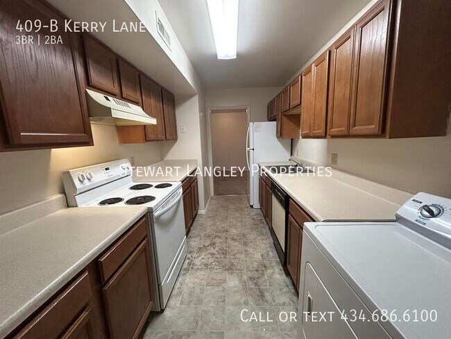 Building Photo - 409 Kerry Ln