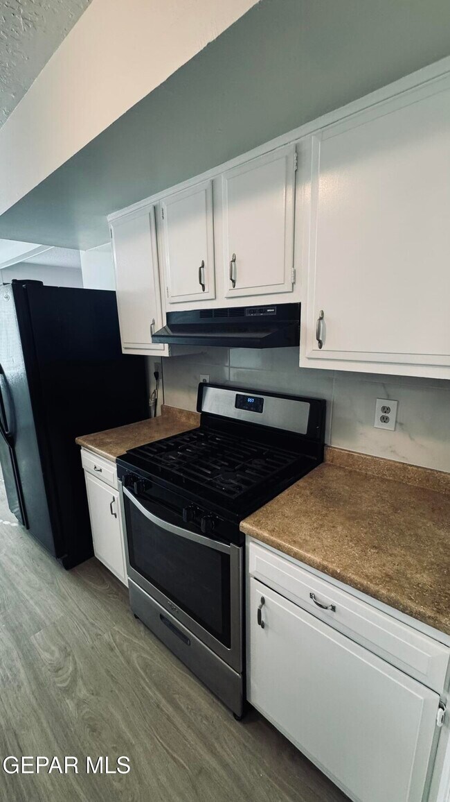 Building Photo - 147 Belvidere St