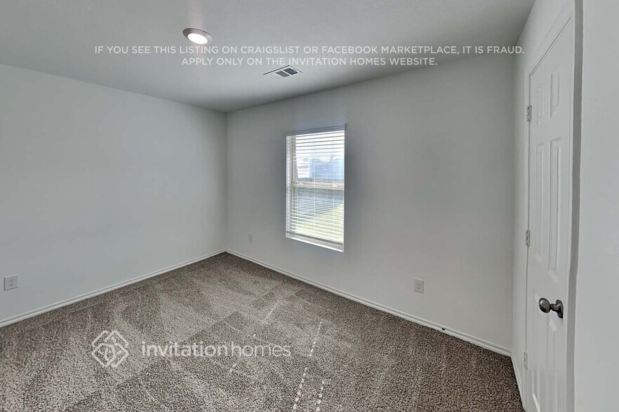 Building Photo - 18755 Faustina Way