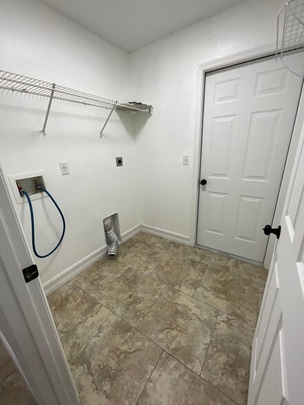 Building Photo - 1451 Morgan Ct