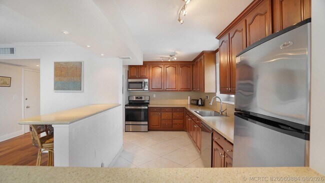 Building Photo - 3430 Galt Ocean Dr