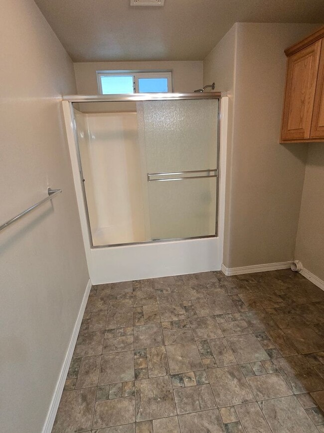 Building Photo - JW2630-2