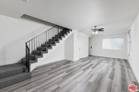Building Photo - 6616 Sylmar Ave