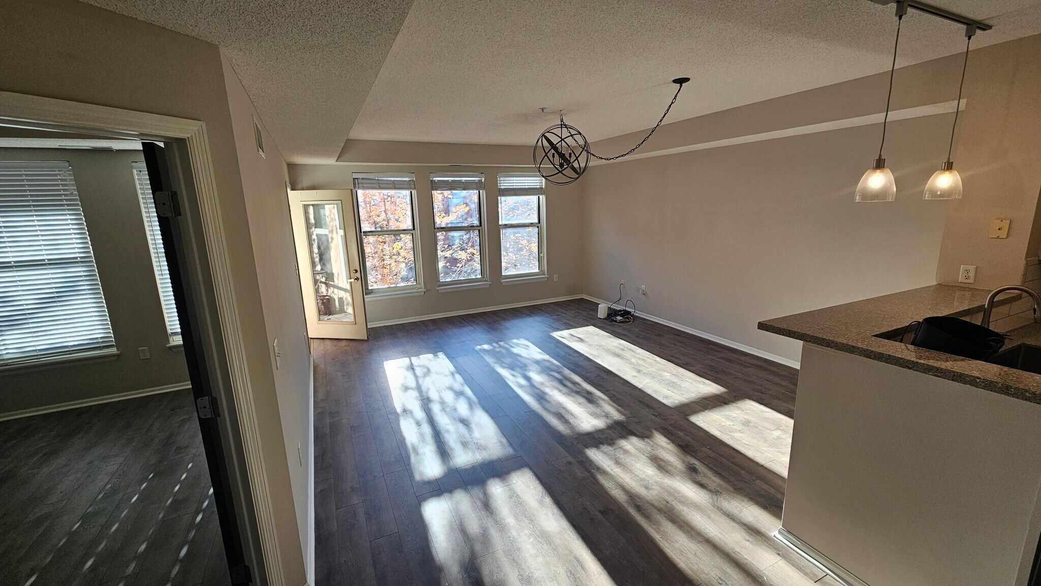 Living Room - 500 N 2nd St