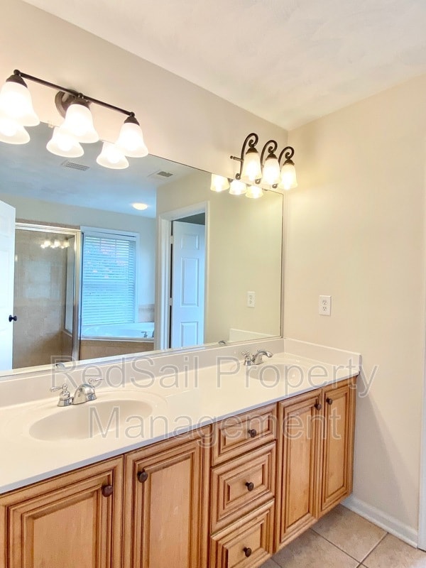 Building Photo - 13016 Lighthouse Ln