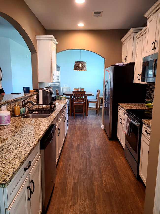 Kitchen (new dishwasher and fridge) - 3659 White Wing Cir