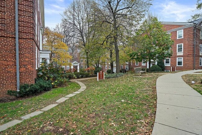 Building Photo - 3810 39th St NW