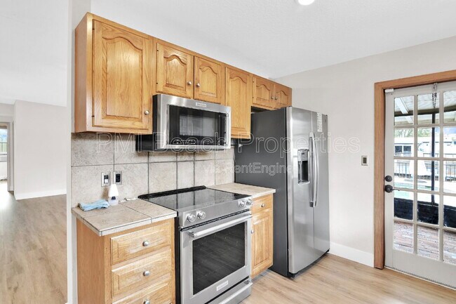 Building Photo - 2431 Key Largo Ln