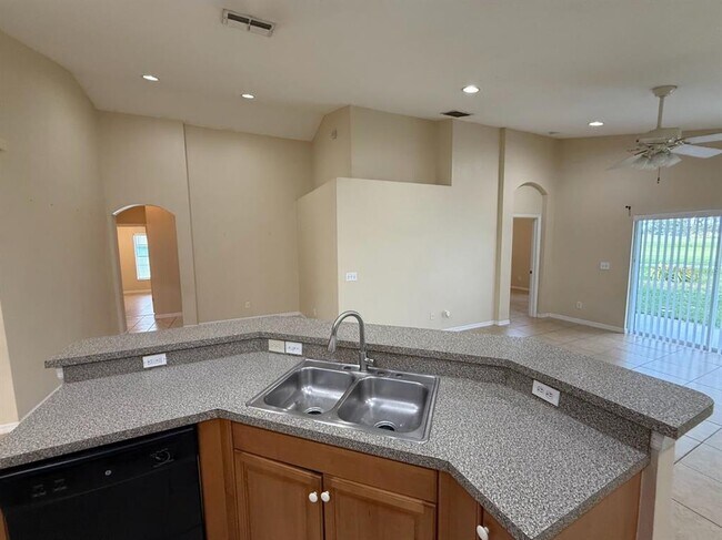 Building Photo - 6226 Bobby Jones Ct