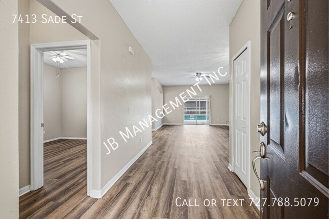 Building Photo - 7413 Sade St