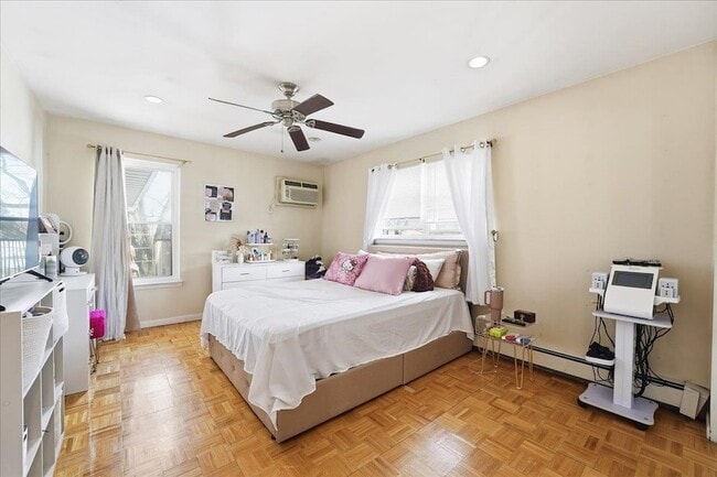 Building Photo - 1614 Union Turnpike