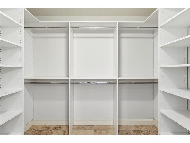 Building Photo - 2648 Casco Point Rd