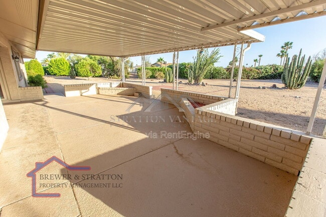 Building Photo - 18414 N 129th Ave