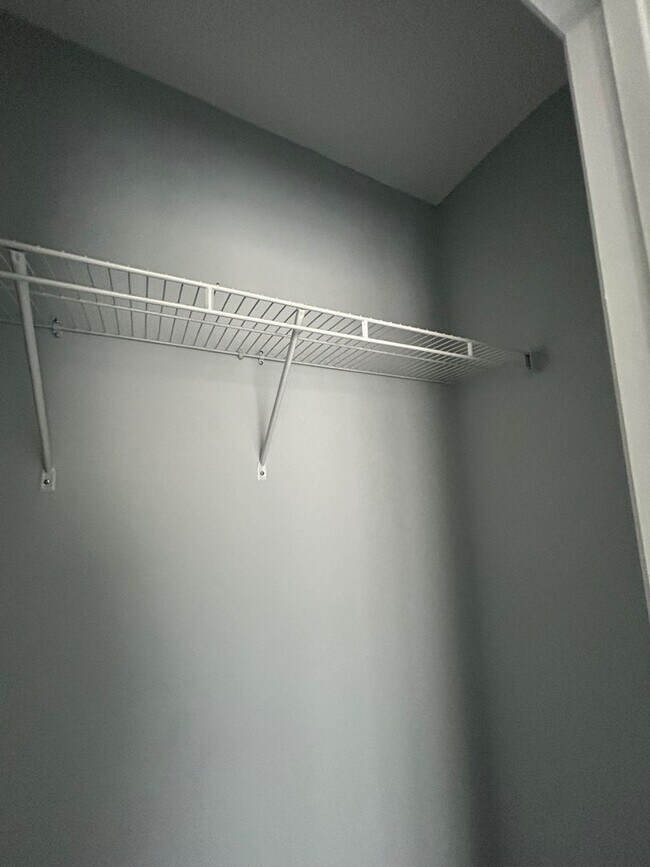 Building Photo - Charming 3BR /2BA  Home with many upgrades in North Charleston