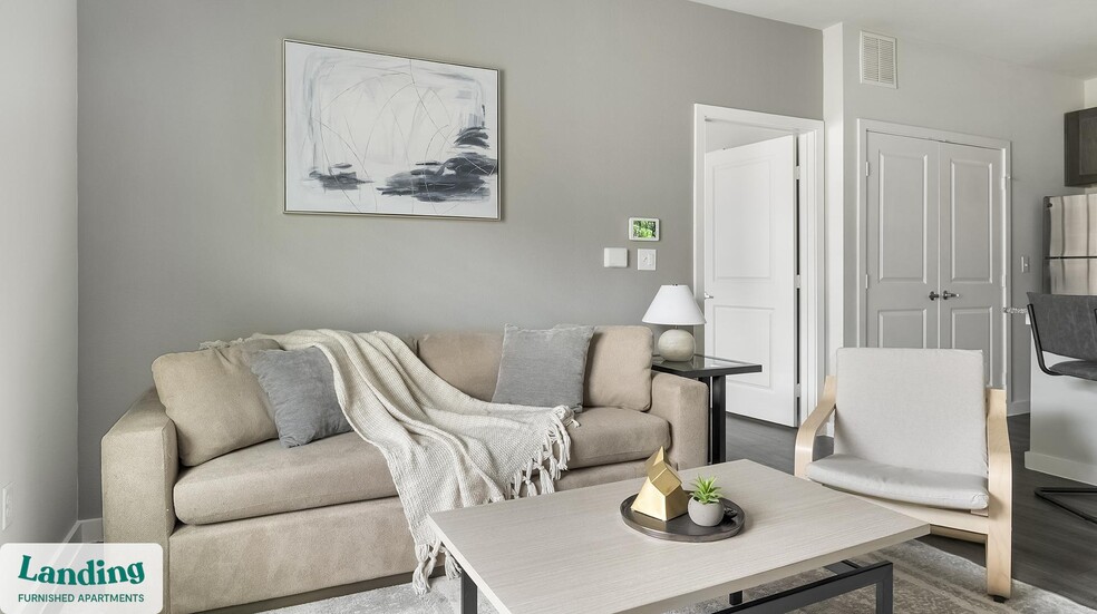 Building Photo - 8200 Clarksprings Dr