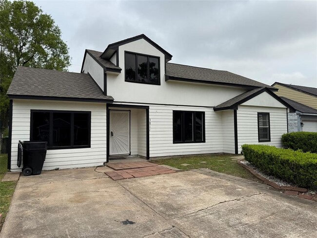 Building Photo - 3811 Florinda St