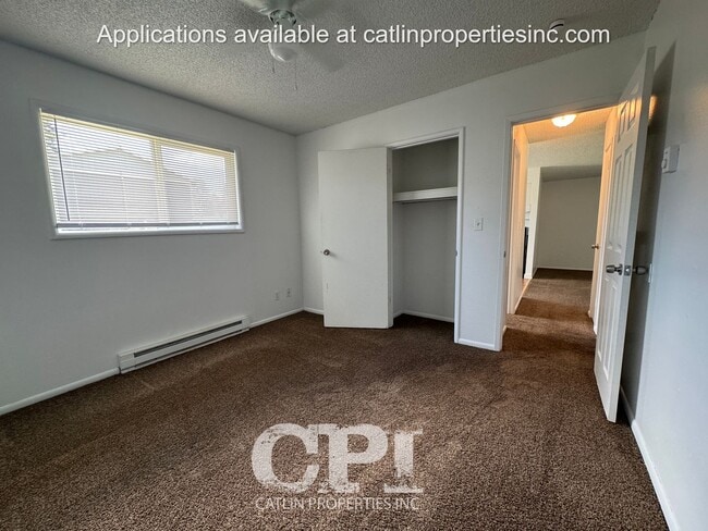 Building Photo - 1110 N. St- Kelso, WA