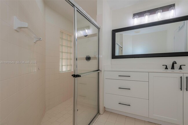 Building Photo - 17925 SW 10th Ct