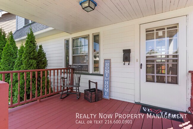 Building Photo - 3276 Tullamore Rd