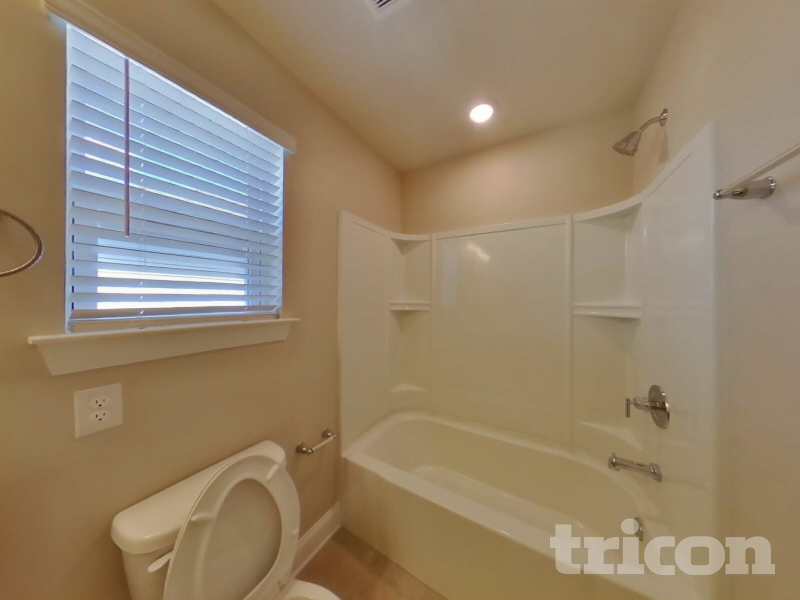 Building Photo - 1331 Carriage Park Dr