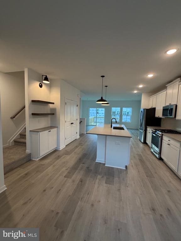 Building Photo - 40 Basswood St