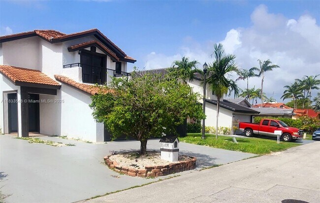 Building Photo - 8576 SW 210th Terrace