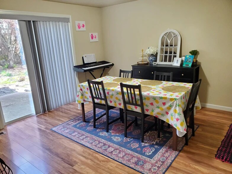 Building Photo - 16167 NW Ryegrass St