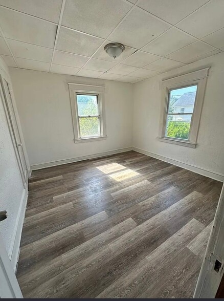 Building Photo - 4801 Edgar Terrace