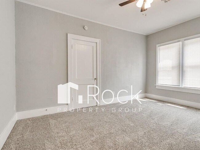 Building Photo - Remodeled 3 Bedroom Bungalow in OKC's Plaza District *Half Off 1st Month's Rent*